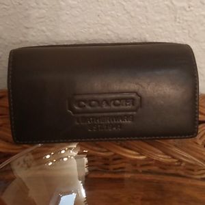 Coach leather wallet  blk 5x3